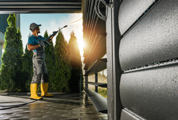 Best Sidewalk Pressure Washing  in Poseyville, IN